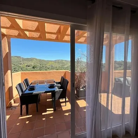 Ruim Penthouse Elviria Met Groot Terras Apartment Marbella