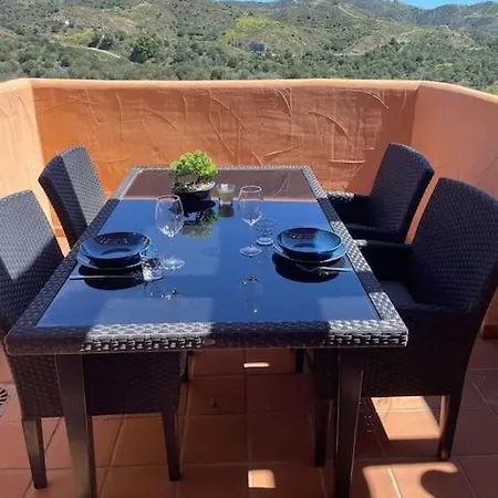 Apartment Ruim Penthouse Elviria Met Groot Terras Marbella