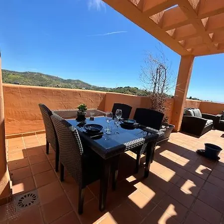 Ruim Penthouse Elviria Met Groot Terras Apartment Marbella